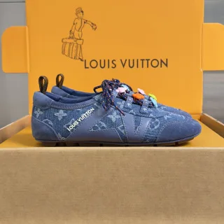 Louis Vuitton Sneakerina product photo
