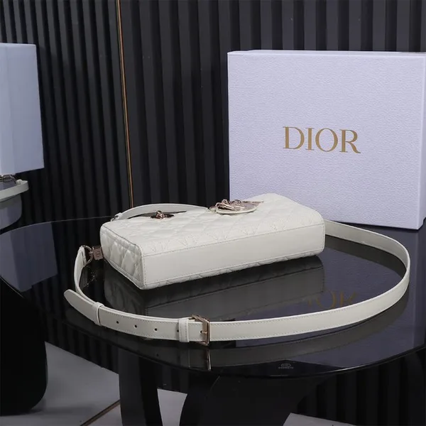 Dior Medium White Lady D-Joy Bag product view 4
