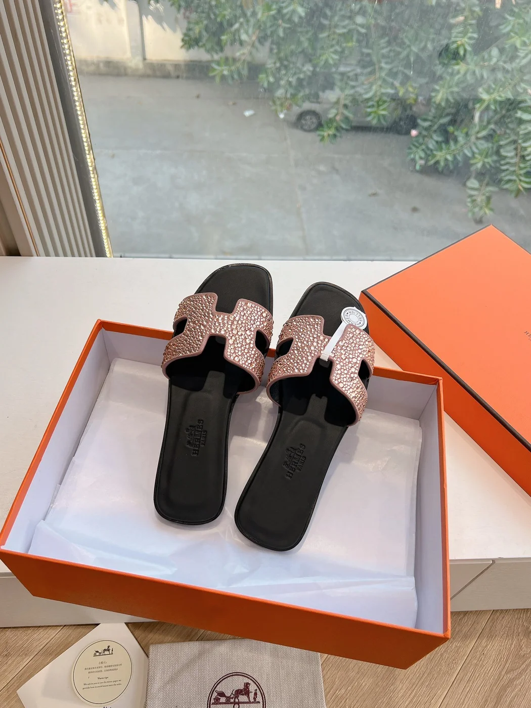 Hermès Women Rose Gold Crystal Leather Sandals product view 4