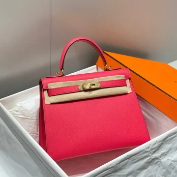 Hermès 28 cm In Rose Epsom Gold Hardware Bag product photo
