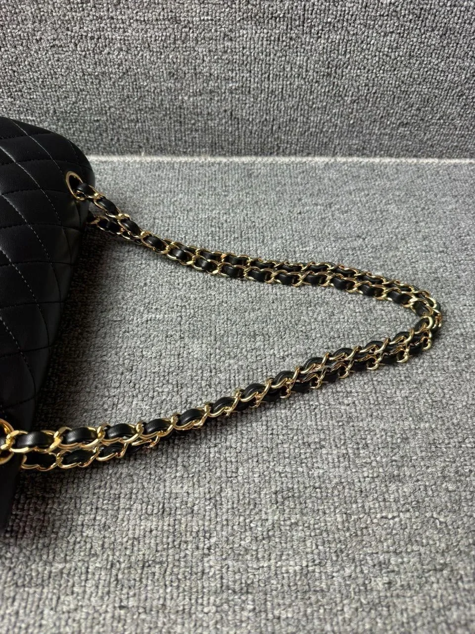 Chanel Classic Flap bag Lambskin Black Gold Hardware product view 10