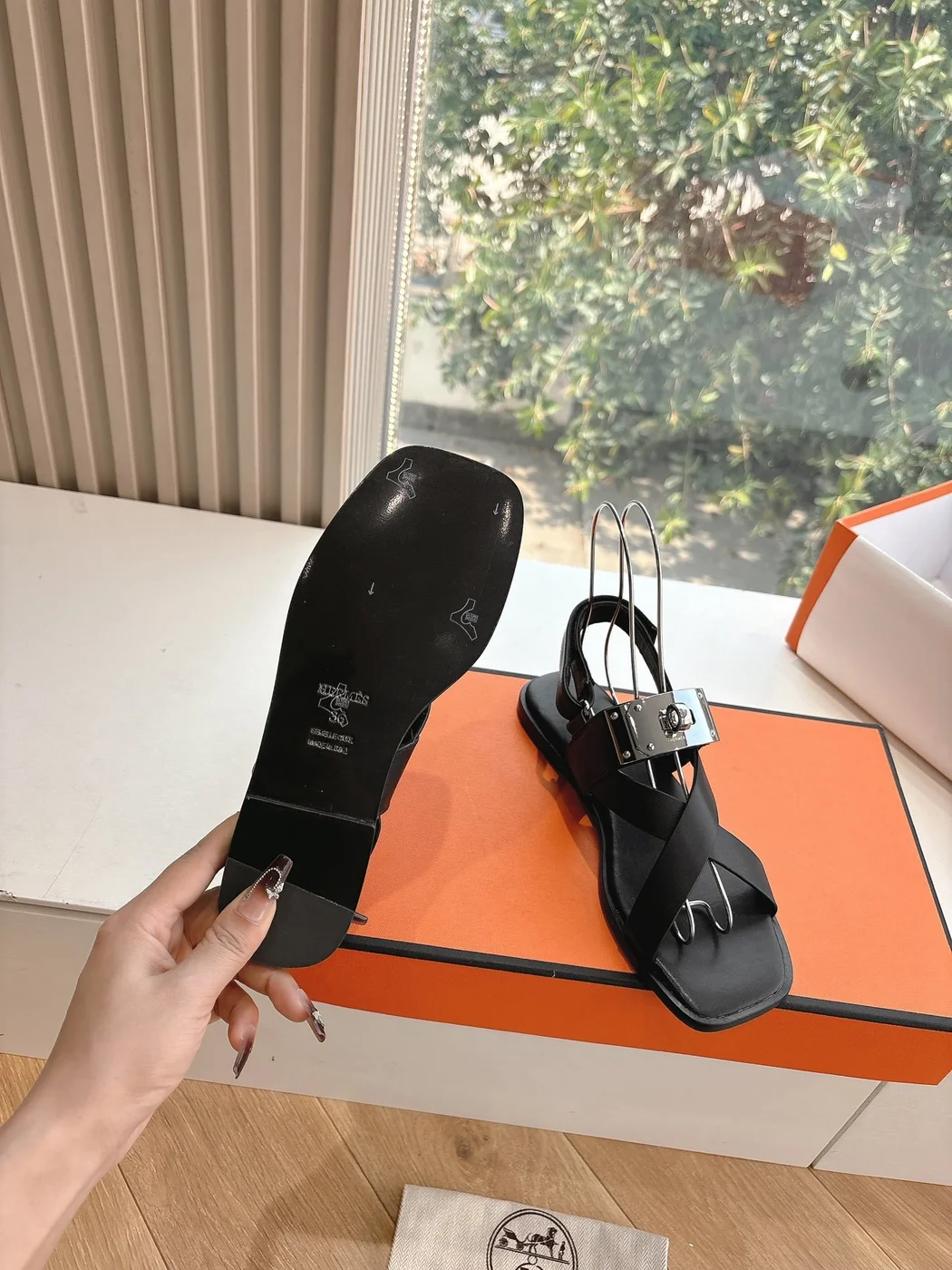 Hermès Women Black Leather Strappy Sandals — Buckle-Detail T-Strap product view 2
