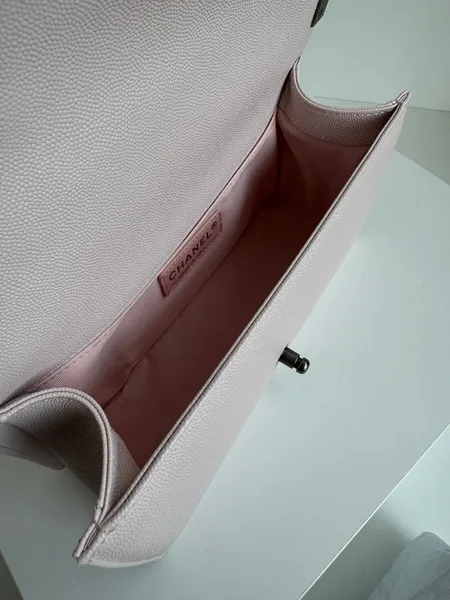 Chanel Boy Bag Medium 25 In Pink Calfskin product view 3