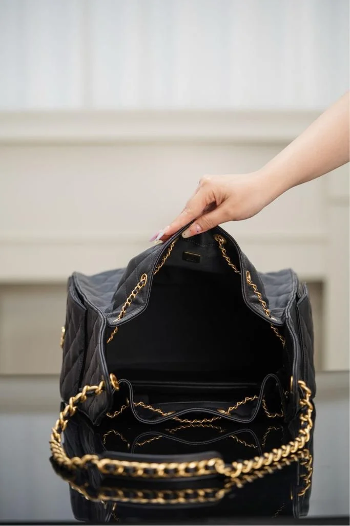 Chanel 25 Caviar Black Large size Bag product view 7
