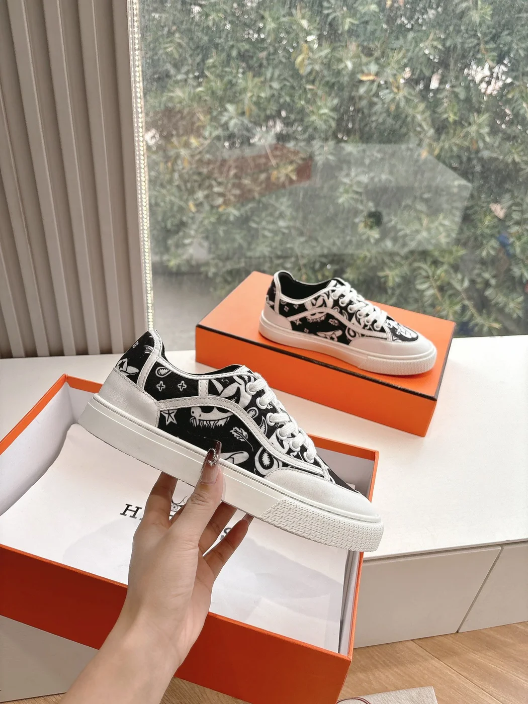 Hermès Women Black White Canvas Sneakers product view 4