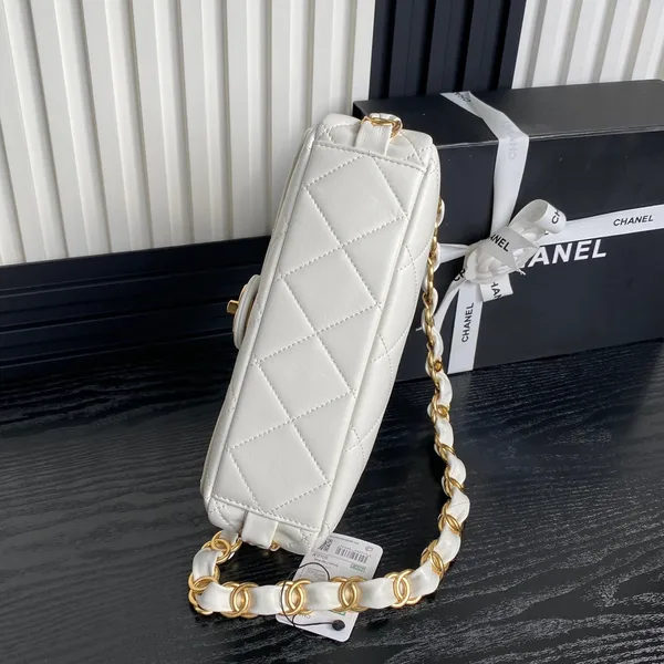 Chanel Medium Flap Bag 26 In White Calfskin Gold Double C Thick Chain product view 3