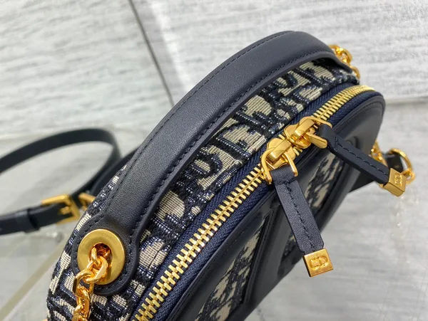 Dior women’s handbag with crossbody strap 18x6cm product view 4