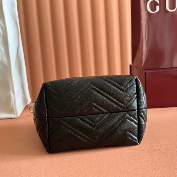 Gucci 26S GG Marmont Tote Bag 17 In Black Calfskin product view 2