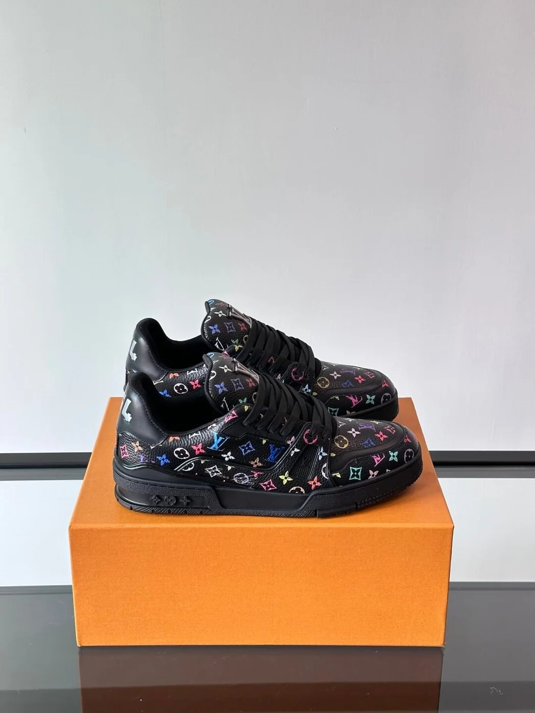 Louis Vuitton Men Black Multicolor Leather Sneakers product view 1