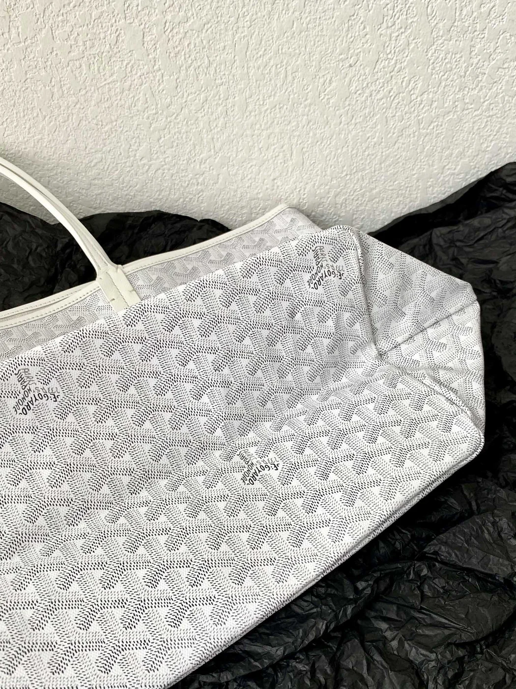 Goyard White Goyardine Canvas & Chevroches Calfskin Saint Louis PM Tote product view 3