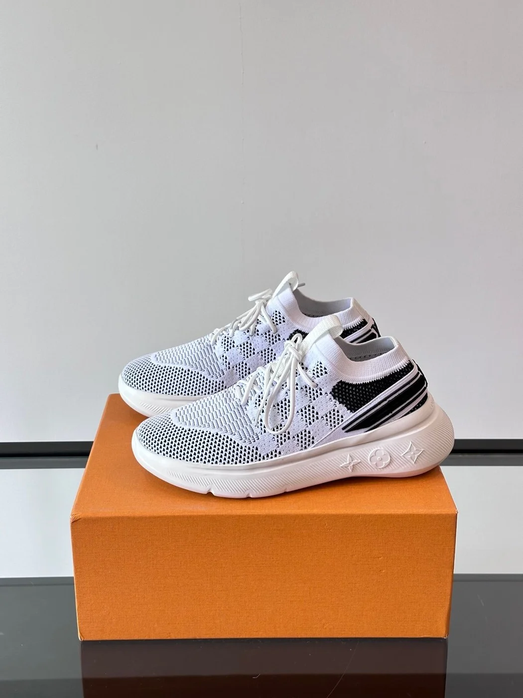 Louis Vuitton Men White Knit Mesh Sneakers product view 3