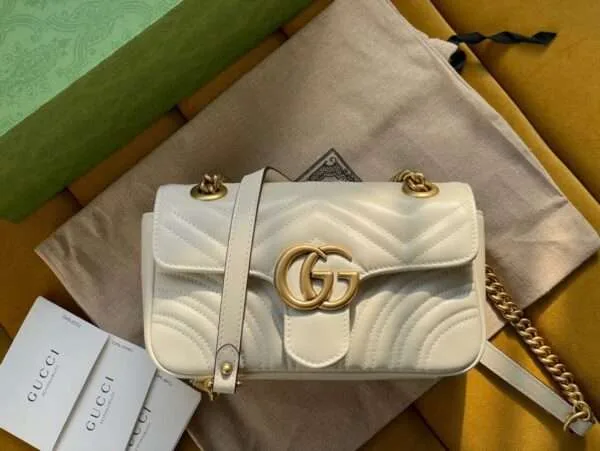 Gucci Marmont Women’s White Handbag 22 cm product photo
