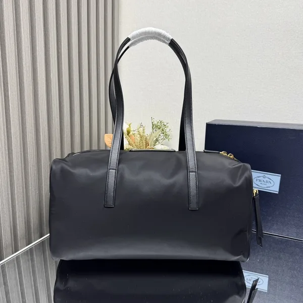 Prada Re-Nylon Large Tote Bag product view 3