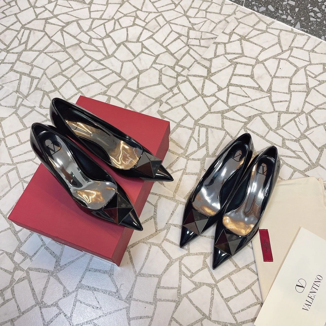 Valentino Women Black Patent Leather Pumps — VLogo Heel Detail product view 2