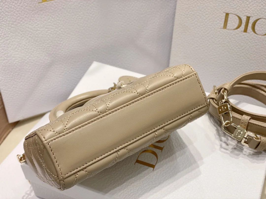 Dior Cannage Mini Top-Handle Bag Beige, 16.5 x 6 x 10 cm product view 3
