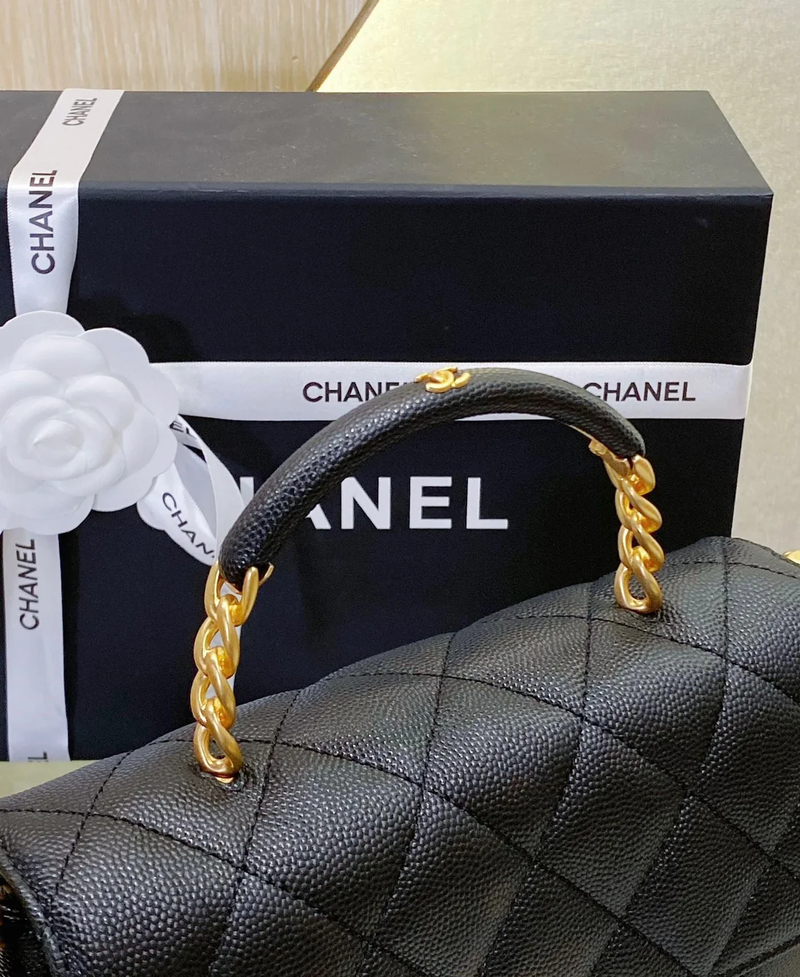 Chanel Handle Woman’s Black Leather Handbags Pebbled Leather 19 cm product view 4