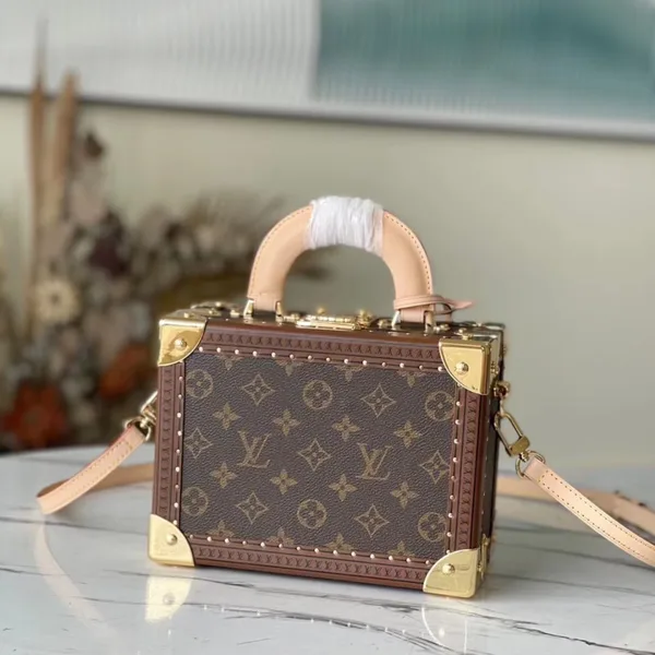 Louis Vuitton Valisette Tresor Monogram Handbags 22.5×14.5× .5 cm product photo