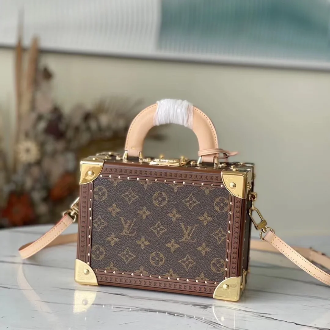Louis Vuitton Valisette Tresor Monogram Handbags 22.5×14.5× .5 cm product view 1