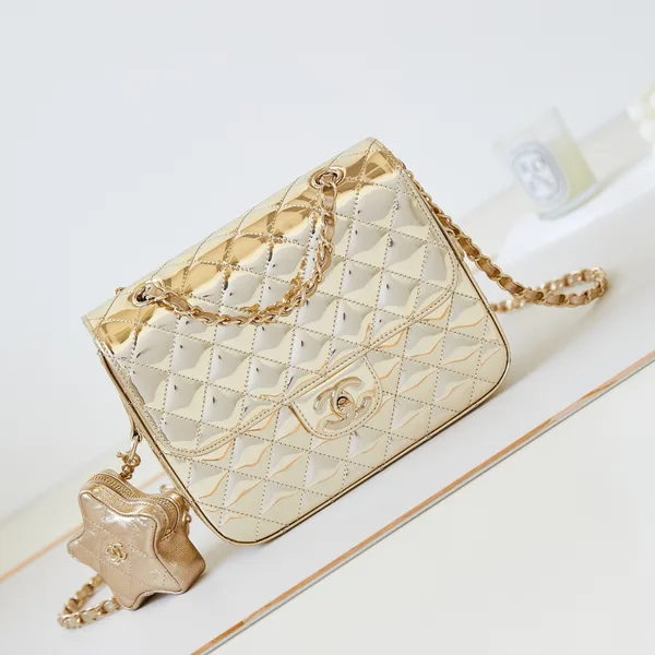 Chanel 24C gold mirror star Bag product photo