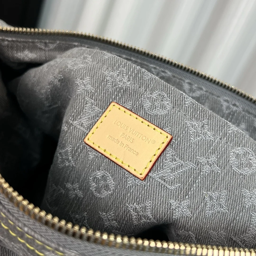 Louis Vuitton Speedy Soft 30 bag in Monogram Denim canva product view 2