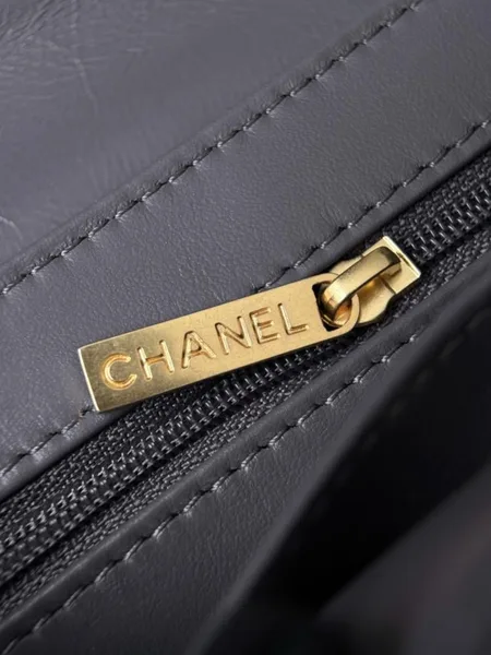 Chanel Chane Kelly in Grey Bag product view 4