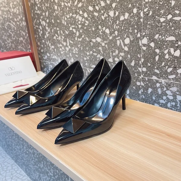 Valentino Women Black Patent Leather Pumps — VLogo Heel Detail product view 4