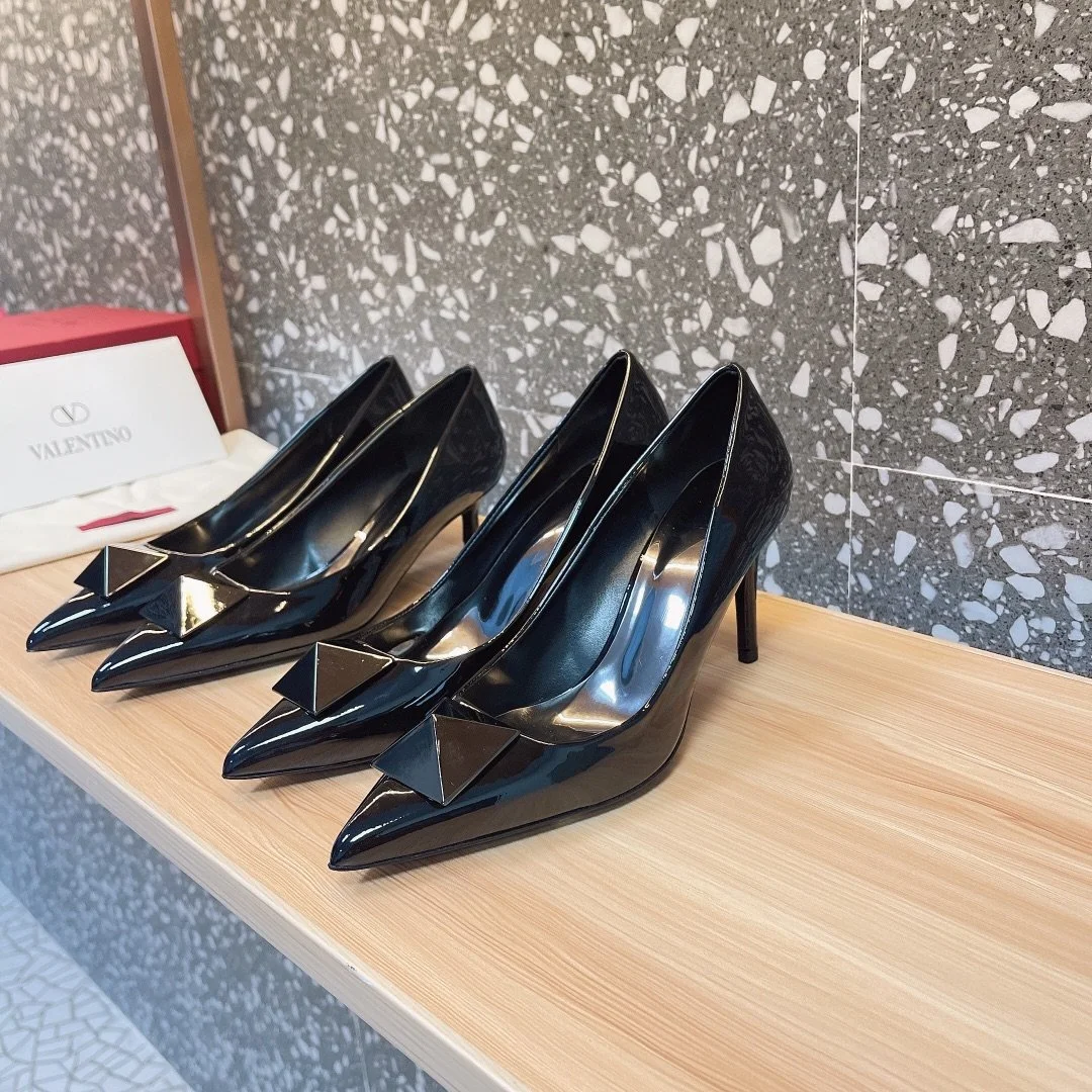 Valentino Women Black Patent Leather Pumps — VLogo Heel Detail product view 4