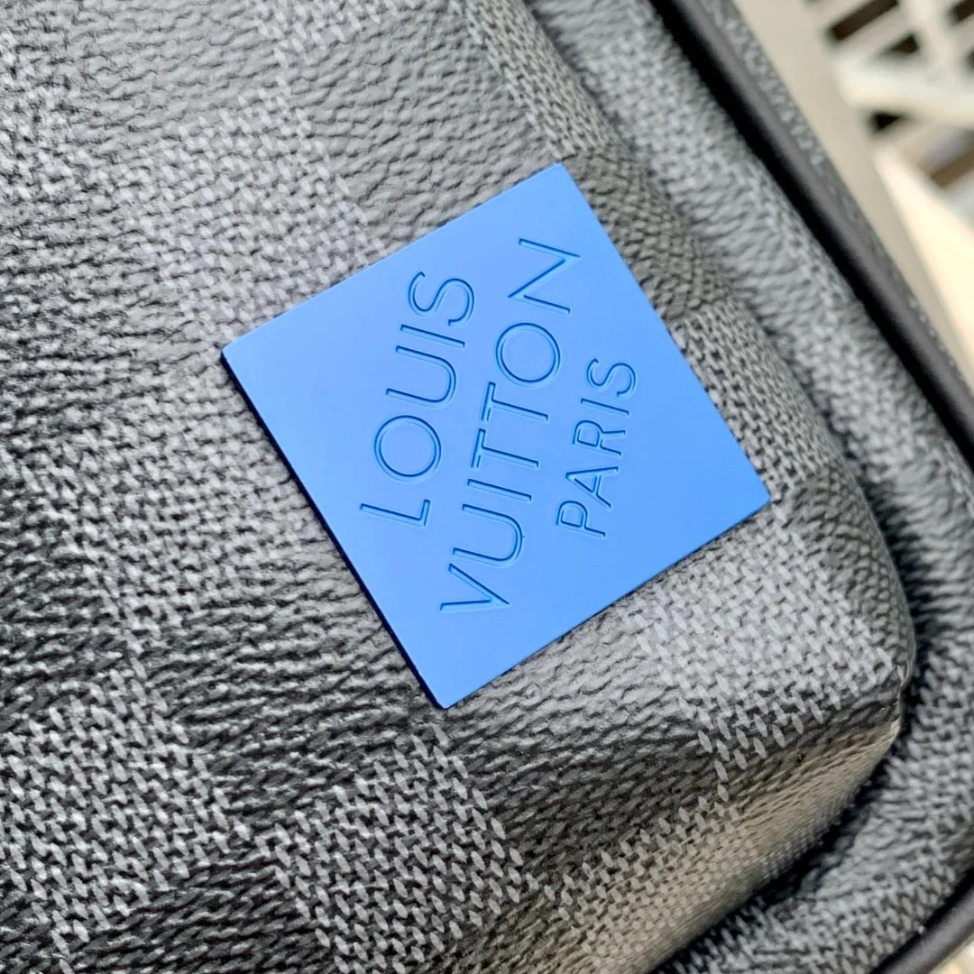 Louis Vuitton Avenue Slingbag 31 In Black And Grey Damier Graphita Canvas Calfskin Bag product view 6