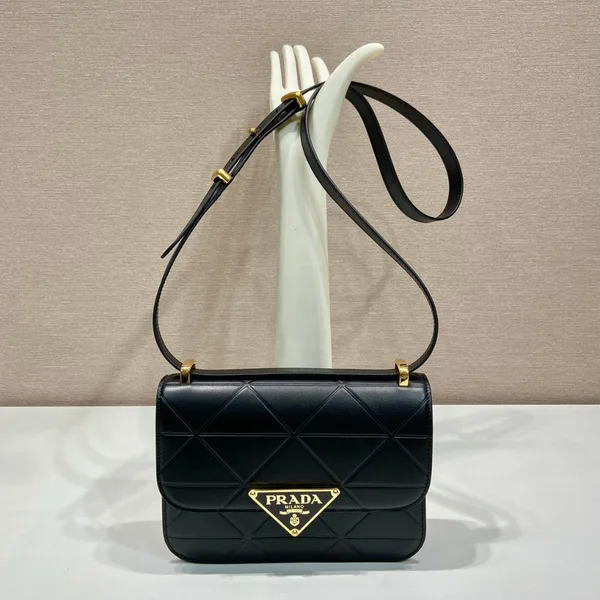 Prada Pattina in Pelle Calfskin Black Bag product photo