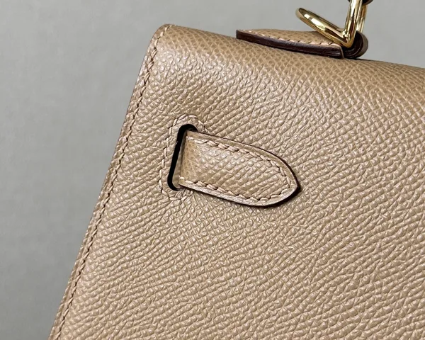 Hermès Kelly 20 Gold hardware Bag product view 8