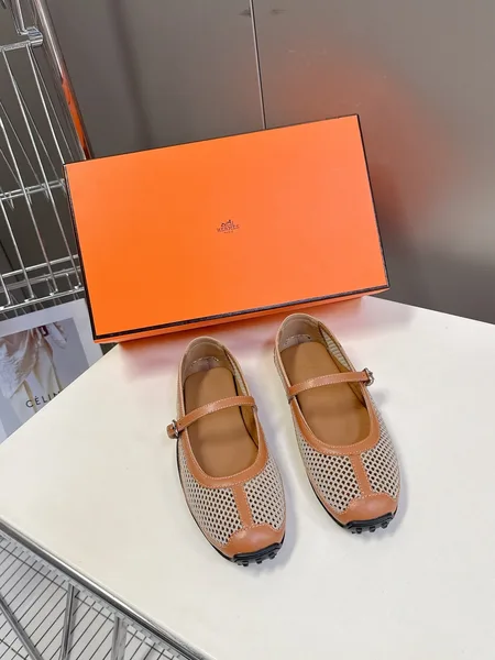 Hermès Women Beige Leather Mesh Mary Jane Flats product photo