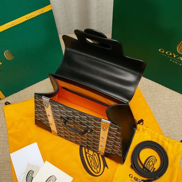 Goyard Saigon Black Handbag With Wooden Handle 28 cm product view 3