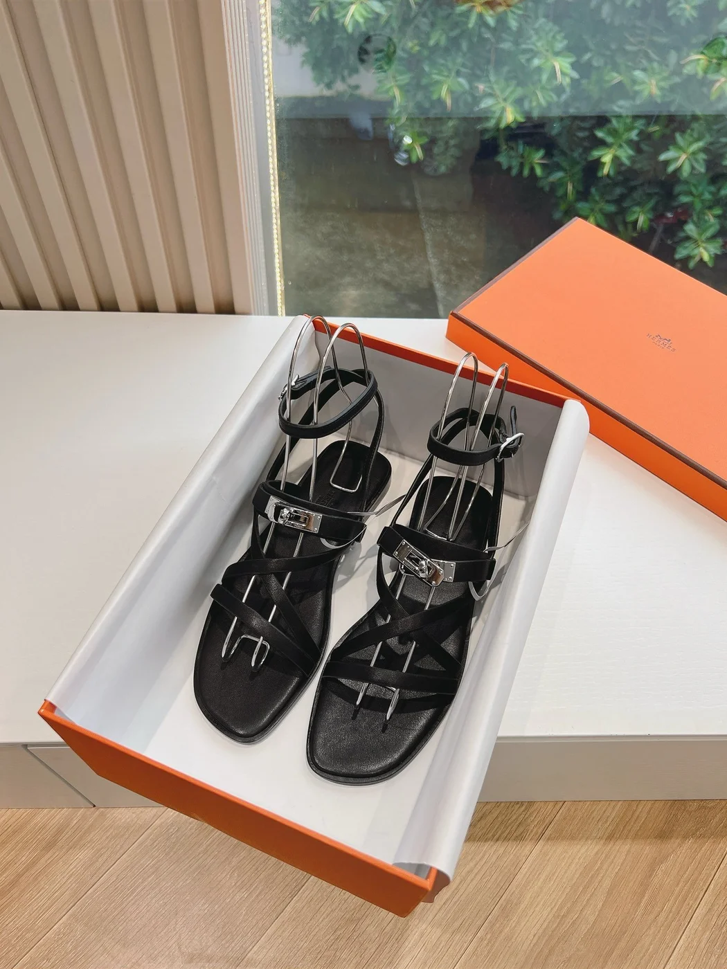 Hermès Women Black Leather Strappy Sandals — Link-Detail T-Strap product view 3