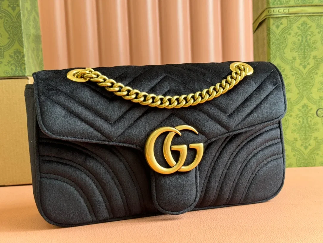 Gucci 26S GG Marmont Matelasse 26 In Black Velvet Bag product view 4