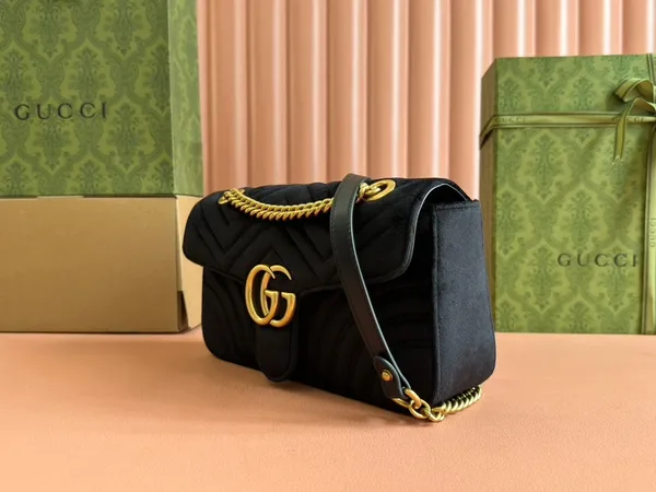 Gucci 26S GG Marmont Matelasse 26 In Black Velvet Bag product view 3