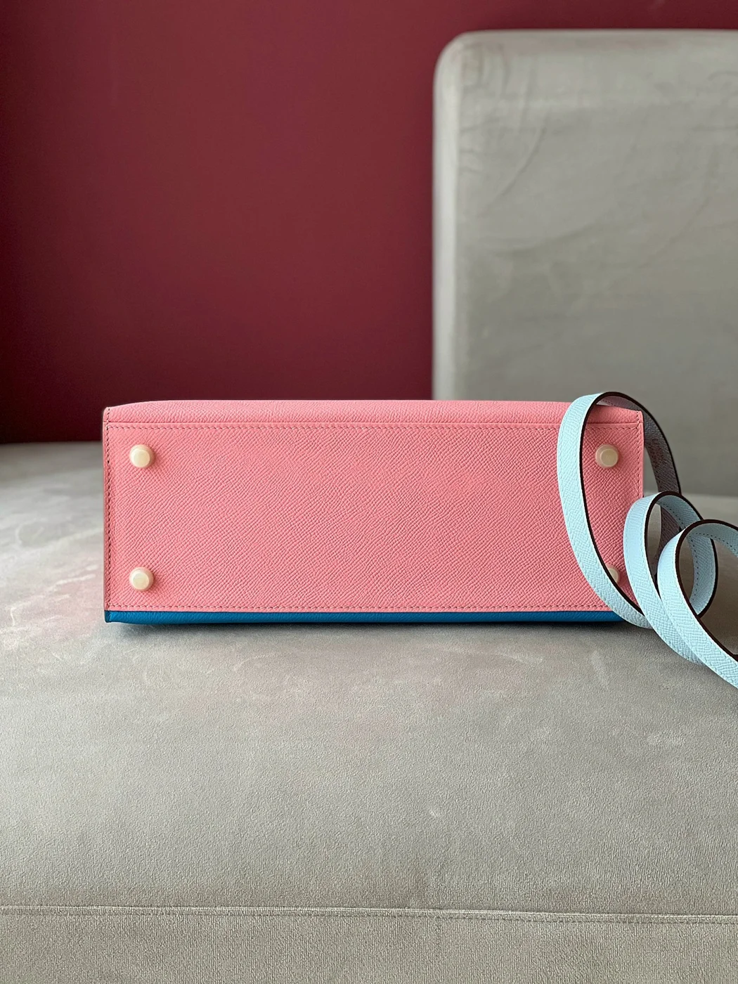 Hermès Kelly 28 Epsom Light Blue/ Electric Blue/Rose Pink Gold Hardware Bag product view 7