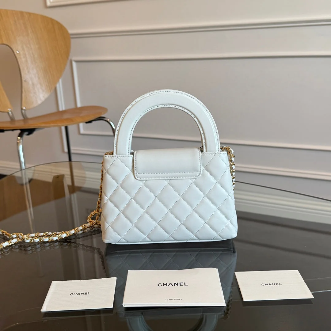 Chanel Kelly Bag 19 In White Calfskin Gold Hardware product view 6