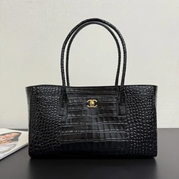 Chanel Tote Bag Crocodile Embossed Calfskin SS26 Collection product photo