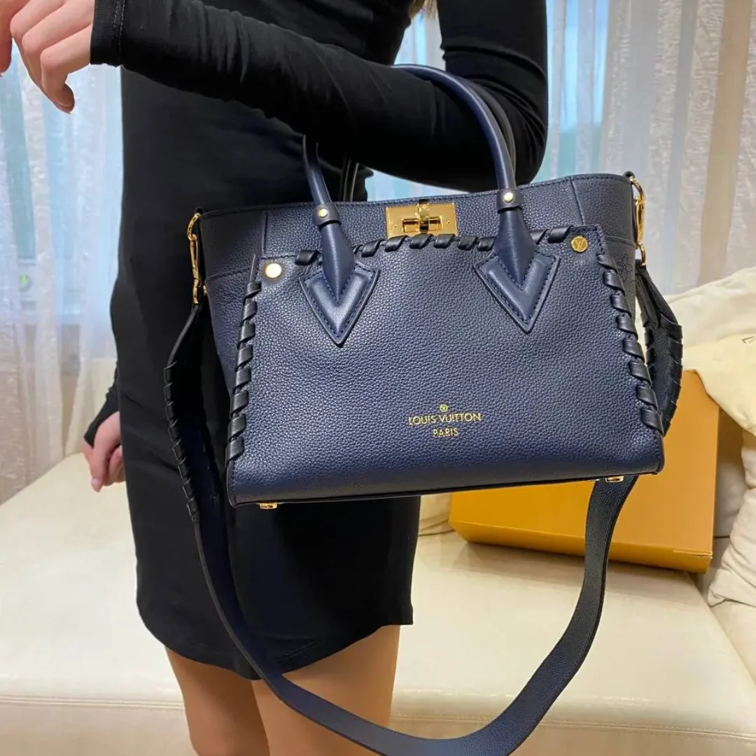 Louis Vuitton On My Side Black Handbags 25x20cm product view 1