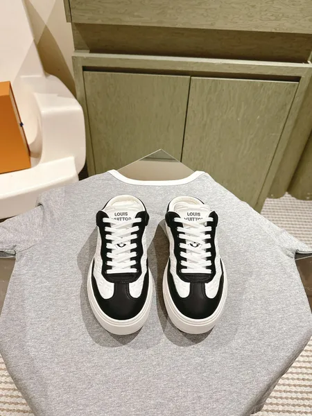 Louis Vuitton Women Black and White Sneakers — Round-Toe Low-Top Style product photo