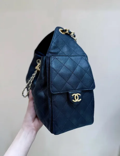 Chanel 25 Handbag In Black 30 Grained Calfskin Gold Hardware product view 8