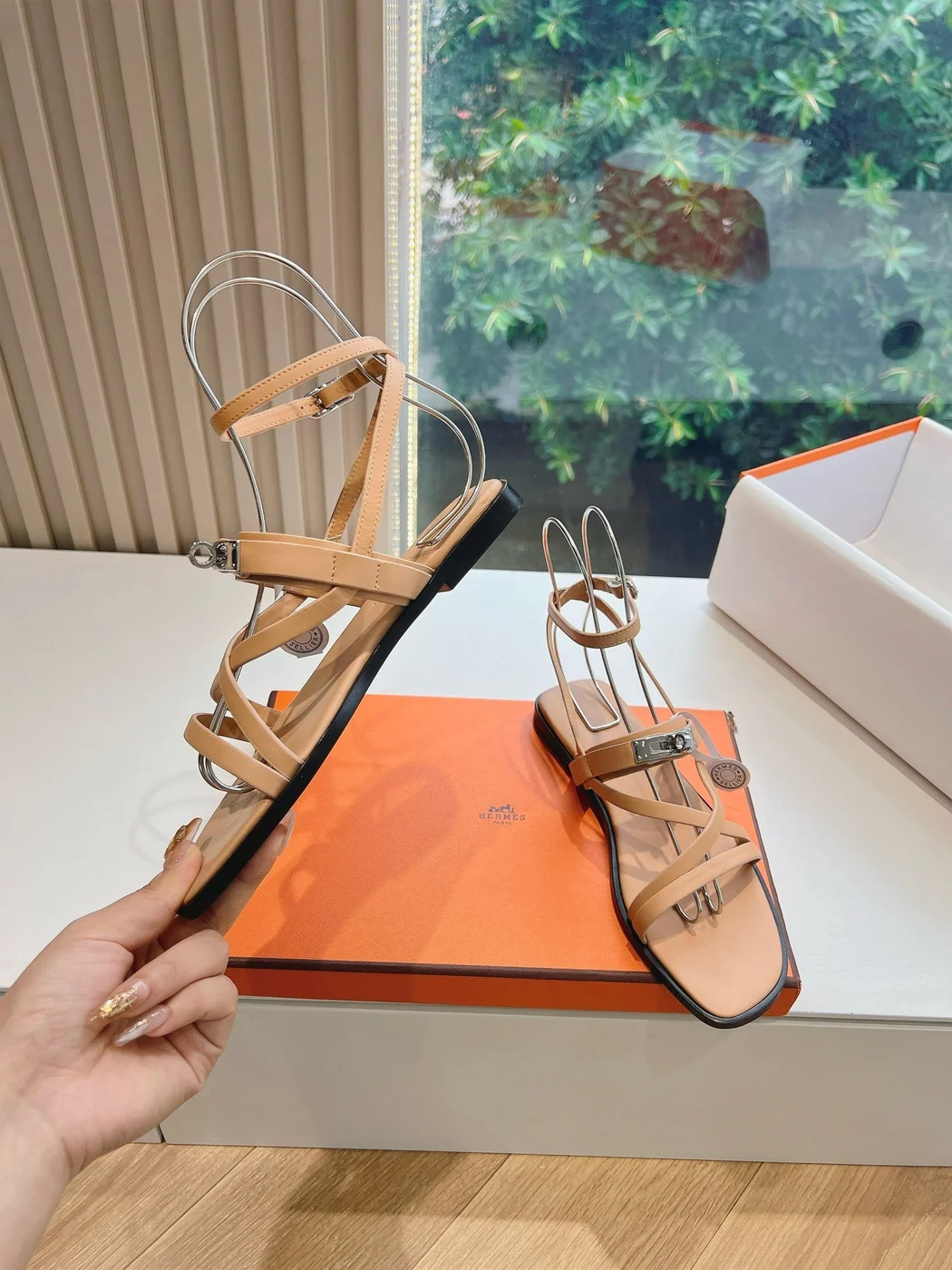 Hermès Women Beige Leather Strappy Sandals — Link-Detail T-Strap product view 6