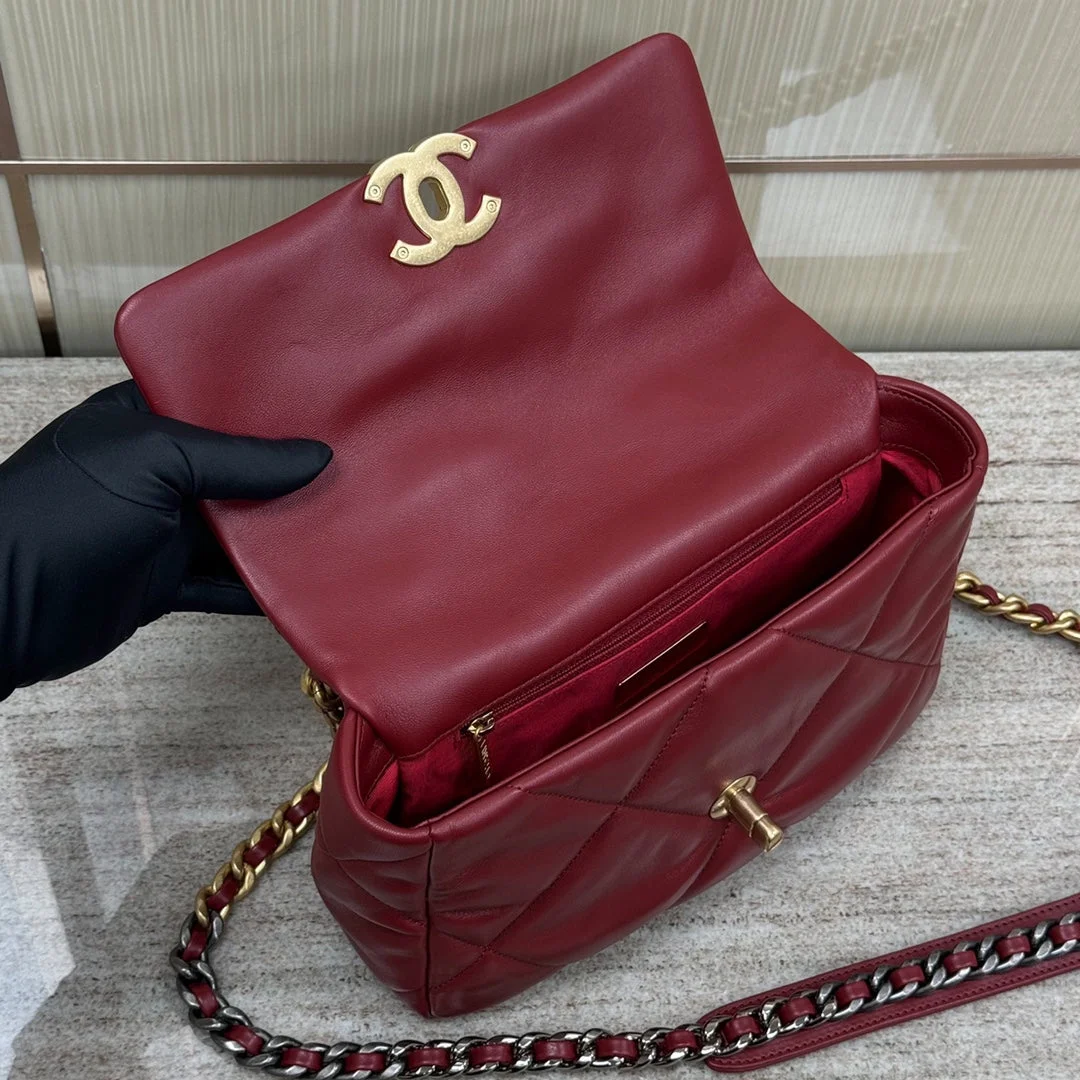 Chanel 19 Bag Small Red product view 6