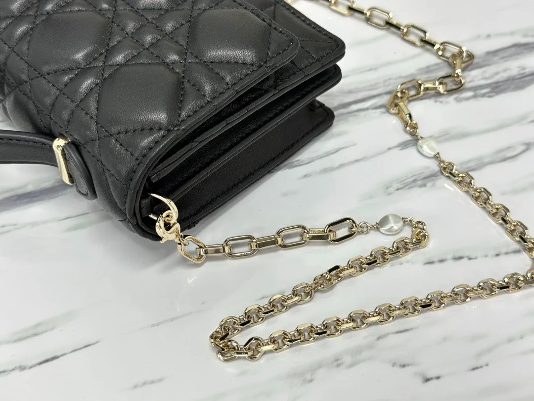 Dior Women’s Handbag Black Crossbody Bag 21× .5 cm product view 5