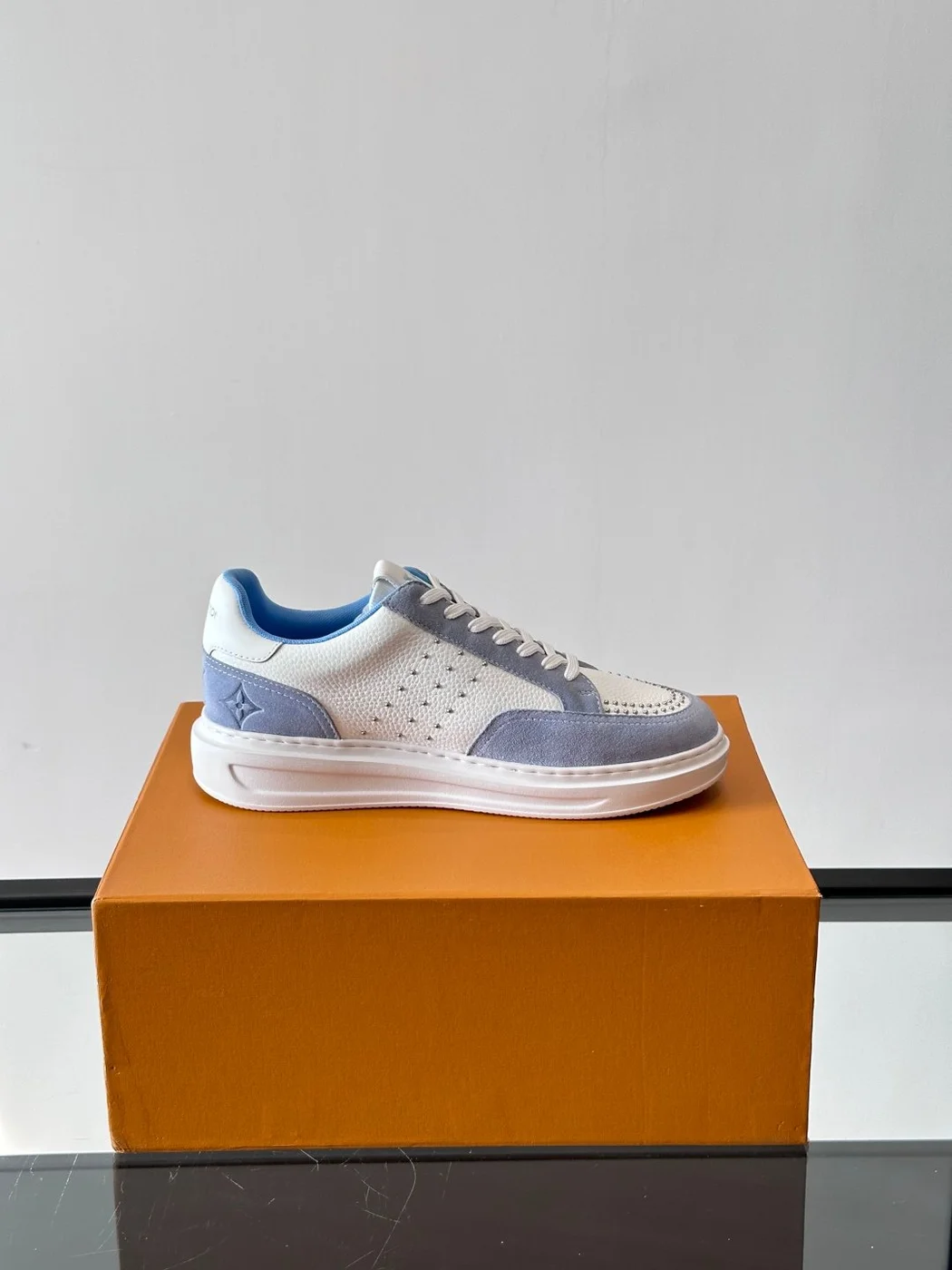 Louis Vuitton Men White Blue Leather Suede Sneakers product view 6