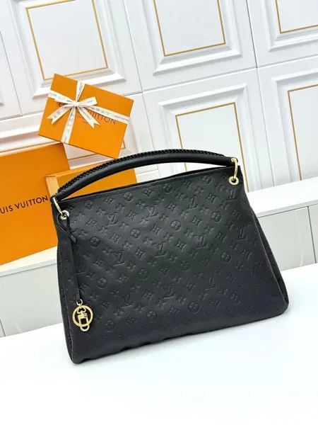 Louis Vuitton artsy mm black bag product photo