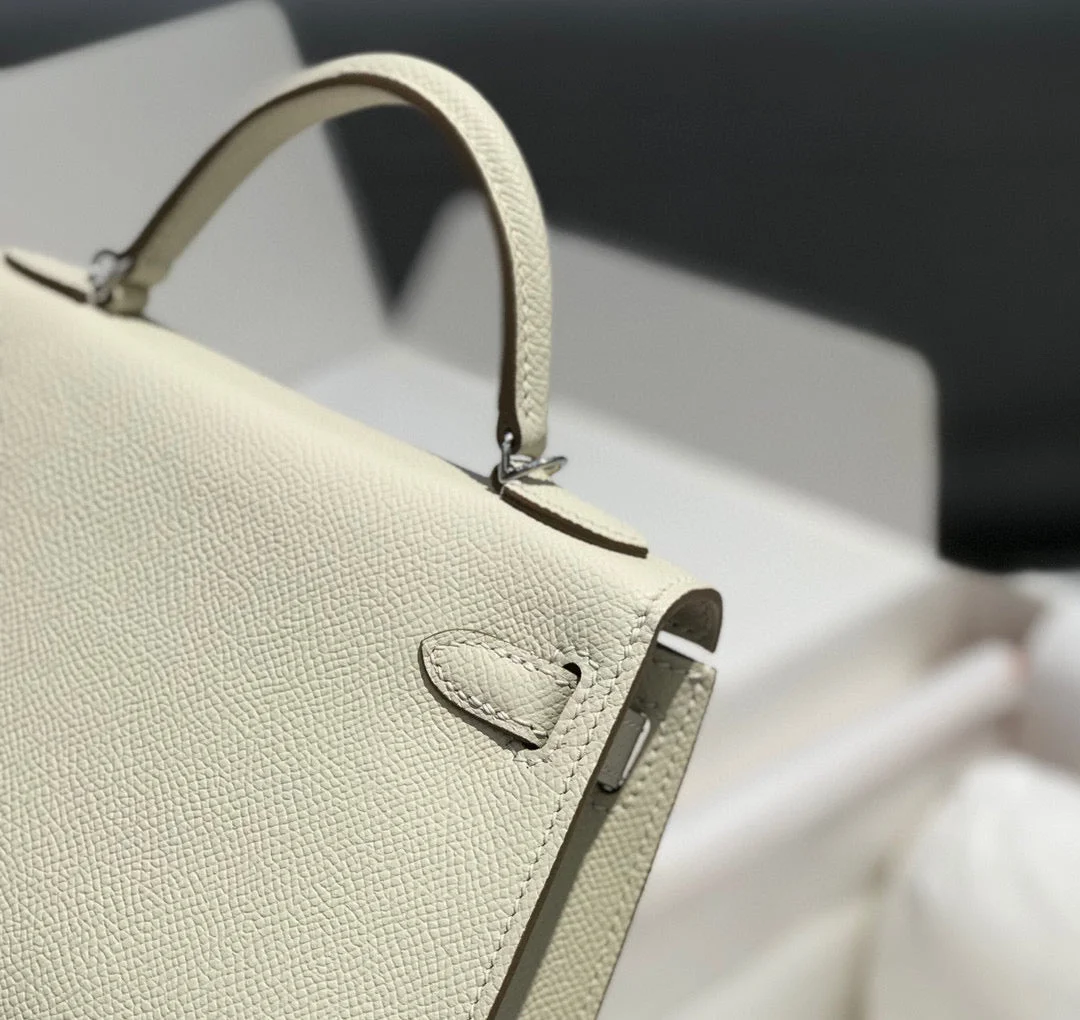 Hermès Mini 20 White Epsom Silver Hardware Bag product view 5