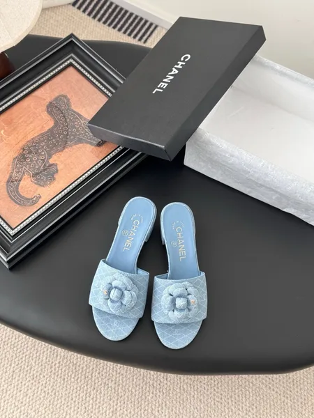 Chanel Women Light Blue Fabric Floral Slide Sandals product photo