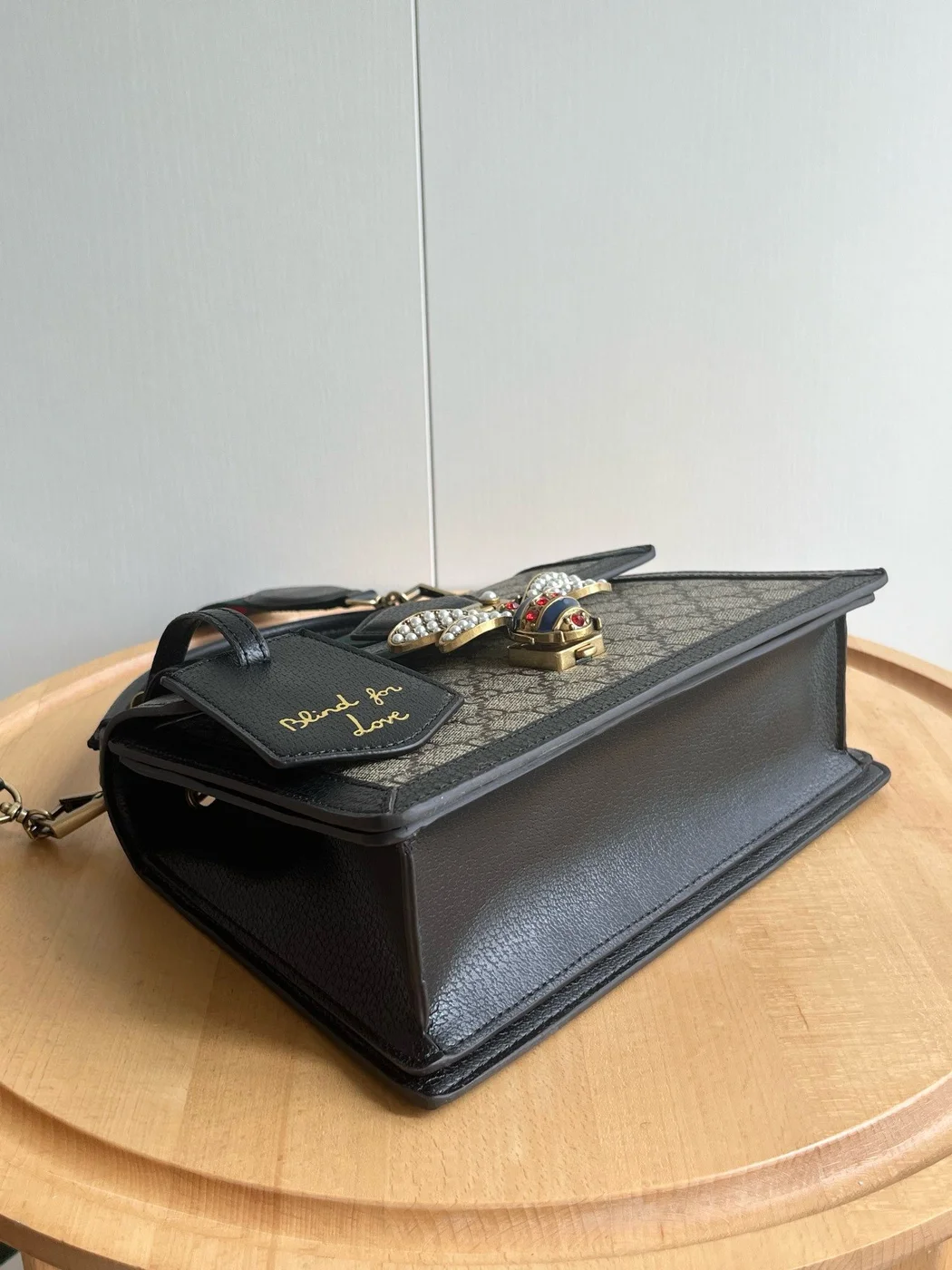 Gucci Queen Margarnet Bag in Black product view 5