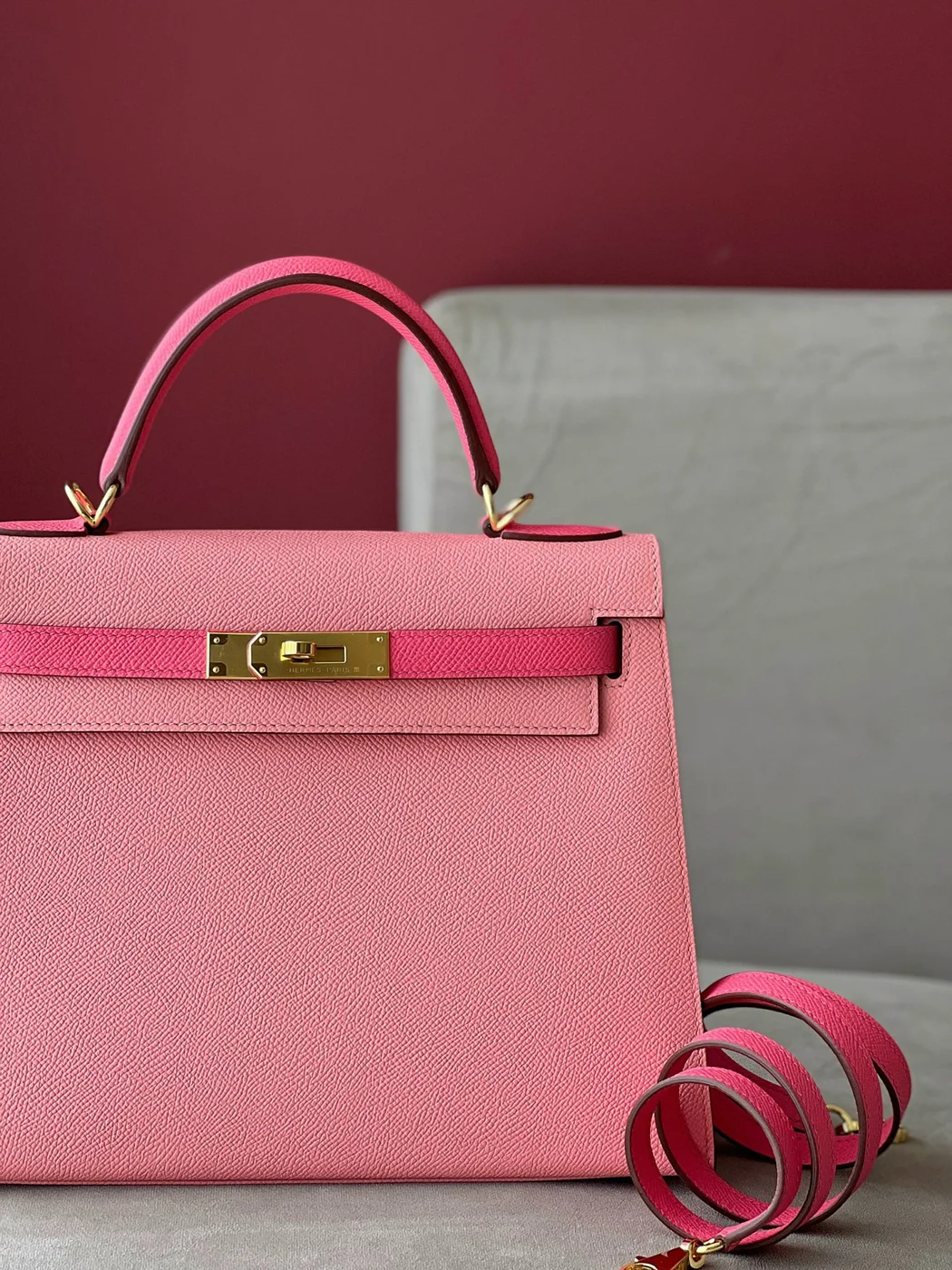 Hermès Kelly 28 Rose Pink/ Pink Gold Hardware Bag product view 6